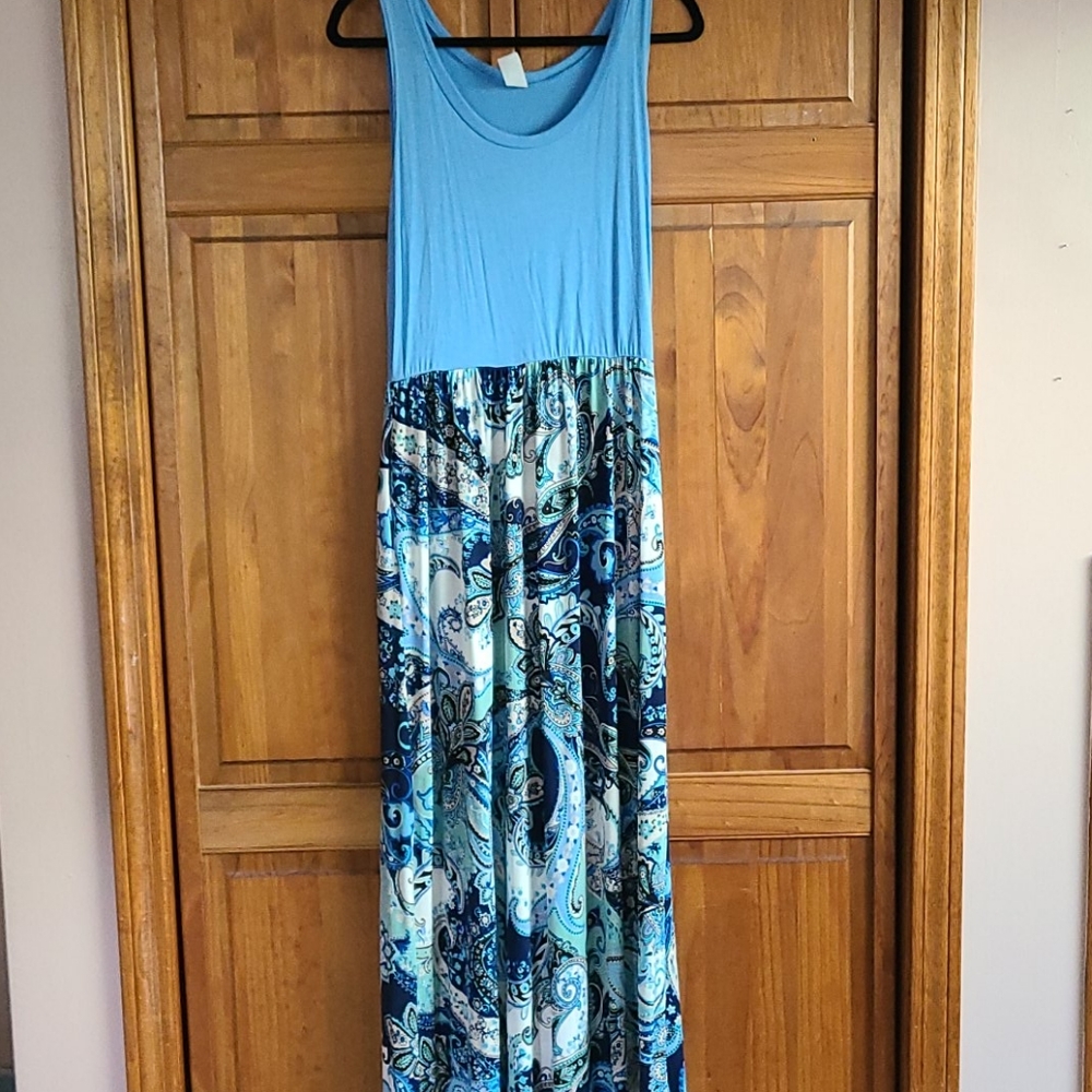 Maxi dress